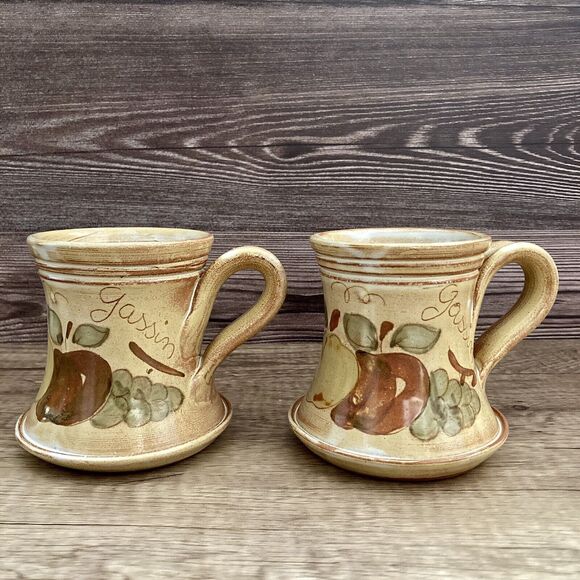 2 Vintage La Poterie Mugs Provence France Art Pottery Gassin Fruit - Picture 3 of 11